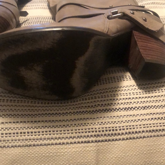 Fergie knee high boots - Picture 4 of 7